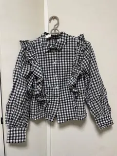 H&Mフリル付きチェックシャツ