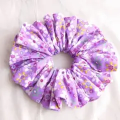 ハンドメイド シュシュ 紫 花柄 推し活【No.113】