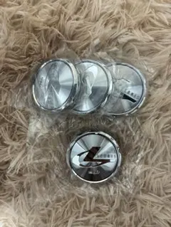 レオニス(LEONIS) ホイールセンターキャップ×4個 メッキオーナメントのサムネイル