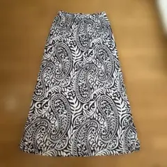レディース白黒ペイズリー柄フレアスカートＳ