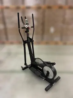 카이저 M5 크로스 트레이너