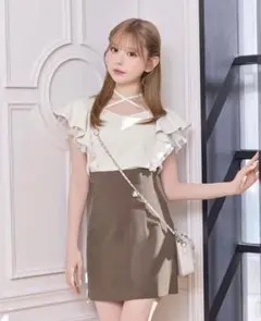 ミシェルマカロン　くびれ♡美脚スカートのサムネイル