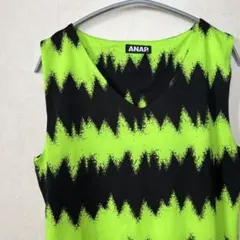 タンクトップのサムネイル