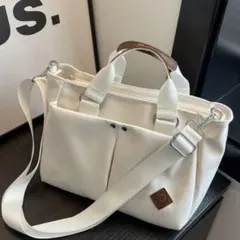 ホワイトキャンバスショルダーバッグ