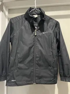 ナイキ　ジャンパー　折りたたみ帽子つき