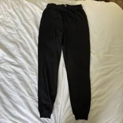 Item thumbnail for item 4634dc38-d1c9-4ae6-ac69-5ec15a30e051