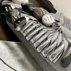 TaylorMade アイアンR11 ゴルフクラブ M2 r7 RBZ セットのサムネイル