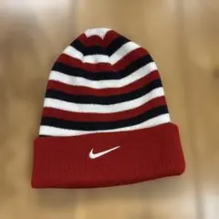 Nike ニット帽 赤白黒ストライプ