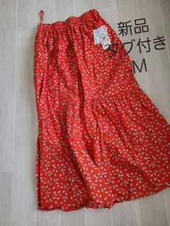 ユニクロ ポール&ジョー ティアードロングスカート新品 Red　サイズＭ