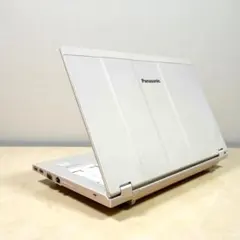 Item thumbnail for item e15093ac-fe21-4326-b79c-00c0c895b49d