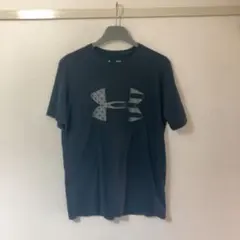 UNDER ARMOUR アンダーアーマー heatgear 星 Tシャツ 黒
