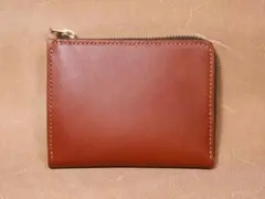 上品な雰囲気のあるレトロかわいいL字ファスナーウォレット