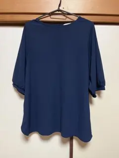 ハニーズ　後ろボタン付きブラウス　Lサイズ