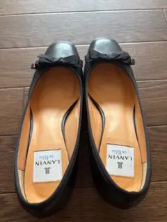 LANVIN ブラック フラットシューズ リボン付き