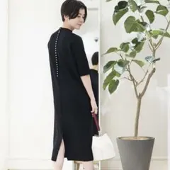 【新品未使用✨】ボールジィ バックパールボタンワンピース トゥモローランド Ballsey トゥモローランド バックパールボタンワンピース - メルカリ