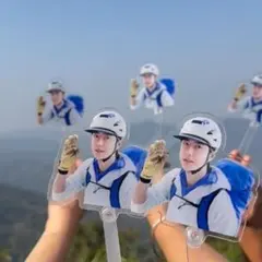 2025年最新】王一博 アクリルスタンドの人気アイテム - メルカリ