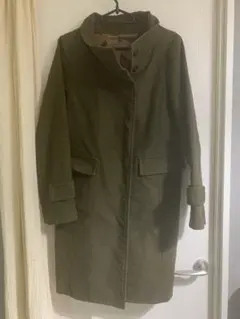 DES PRES コート　カーキ