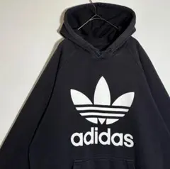 adidasアディダス プリントロゴ　トレフォイル　裏起毛　パーカーのサムネイル