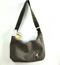 ⭐️お値下げ中✦PEANUTS スヌーピー✨️　✦お洒落なオリーブグリーン✨️