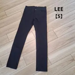 未使用　LEE　ブラックデニム　スキニージーンズ　カラーパンツ　S　36111
