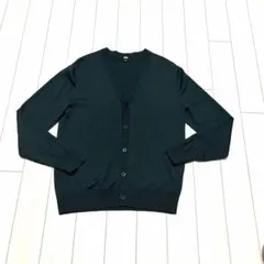 今日のみ価格。ユニクロダークグリーンのウール100%カーディガン