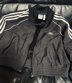 値下げ　adidas ブラック クロップド　ナイロンジャケット　S L トラック
