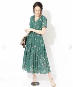 【値下げ】MK MICHEL KLEIN 花柄 半袖ロングワンピース グリーンのサムネイル