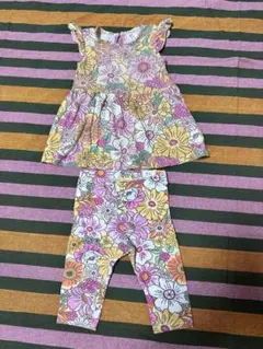 H&M ベビー服 セットアップ 花柄 4-6Mのサムネイル