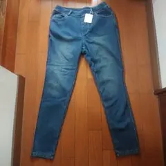 デニムブルー スキニーパンツ