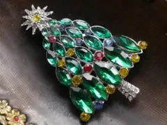 アンティーク調きらきらストーン クリスマスツリーブローチ