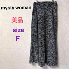 【美品】 mysty woman 花柄 ロングフレアスカート 黒白 ブラック Fのサムネイル