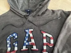90s00sOLDGAP アメリカ国旗ロゴパーカー短丈　フェード鬼フェードy2k
