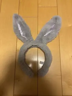 ウサギ耳カチューシャ グレー