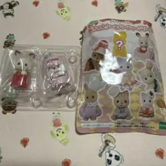 シルバニアファミリー　赤ちゃんケーキパーティー（ショコラウサギの小さい赤ちゃん）