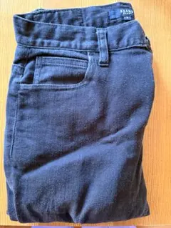 BEAMS HEART ブラック スリムフィットジーンズ S