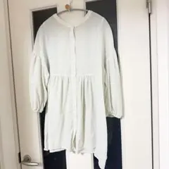 薄いグリーン ストライプ 長袖シャツ