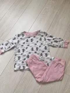 ユニクロ　ミニーマウス ベビーパジャマセット 80cm 長袖　長ズボン