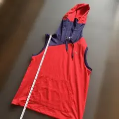 PUMA フード付きタンクトップ ノースリーブ レッド ネイビー