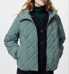 新品 UNIQLO ユニクロ パフテック パーカー グリーン L