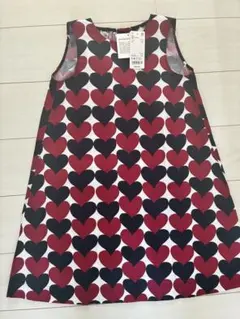 【日本未発売】marimekko ハート柄 ノースリーブワンピース 7-8のサムネイル