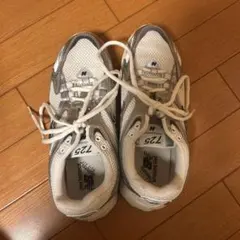 【極微品✨】New Balance ML725CG スニーカーのサムネイル