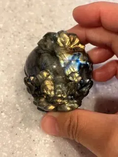 ロングイ　貔貅　ラブラドライト　天然石　置物　レインボーシラー お値下げしました！超美品！紫中心のレインボーシラーの貔貅