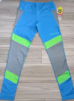 ZUMBA WEAR フィットネスパンツ 　Mサイズ