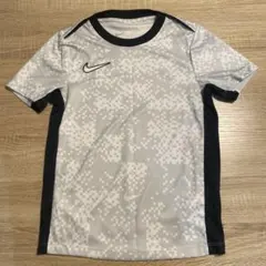【美品】NIKE DRI-FIT ジュニア　140