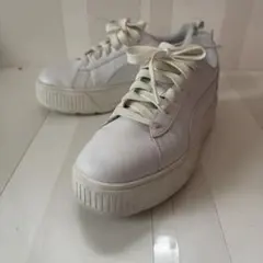 美品✴︎PUMA SOFTFOAM+23.0cm 白 スニーカー