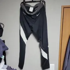 ♪送料無料★GYAKUSOU★ユーティリティータイツ★灰★L★175/80A♪ GYAKUSOU（ギャクソウ）の「NIKE（ナイキ） GYAKUSOU ユーティリティ