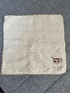 PAUL & JOE ハンカチ 猫刺繍