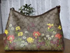 ✨COACH 花柄刺繍 トートバッグ✨