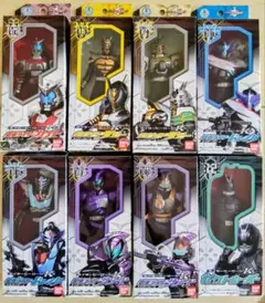 仮面ライダー　マスクドフォーム/ライダーフォーム　ソフビフィギュア　8体