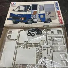 未組立・希少】タミヤ 1/24 トヨタ ハイエース クイックデリバリー佐川